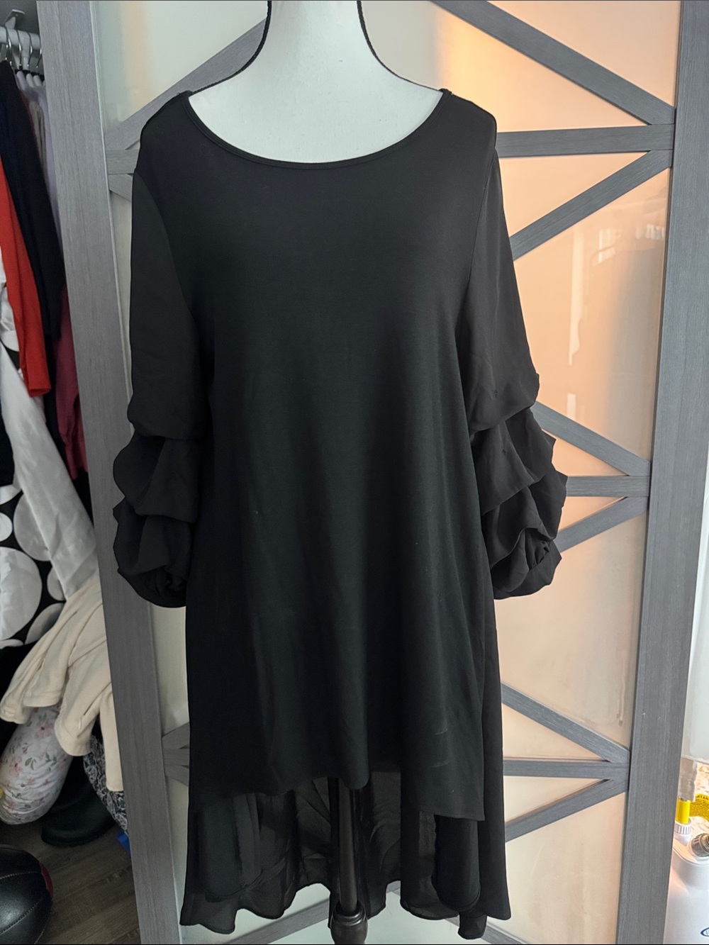 Patrizia Luca Black Ruffle-Sleeve Tunic Top